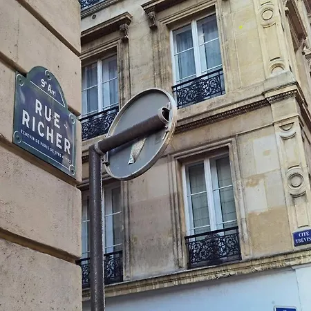 New Deco With Elevator Near Galleries Lafayette N9-4 Apartment Paris